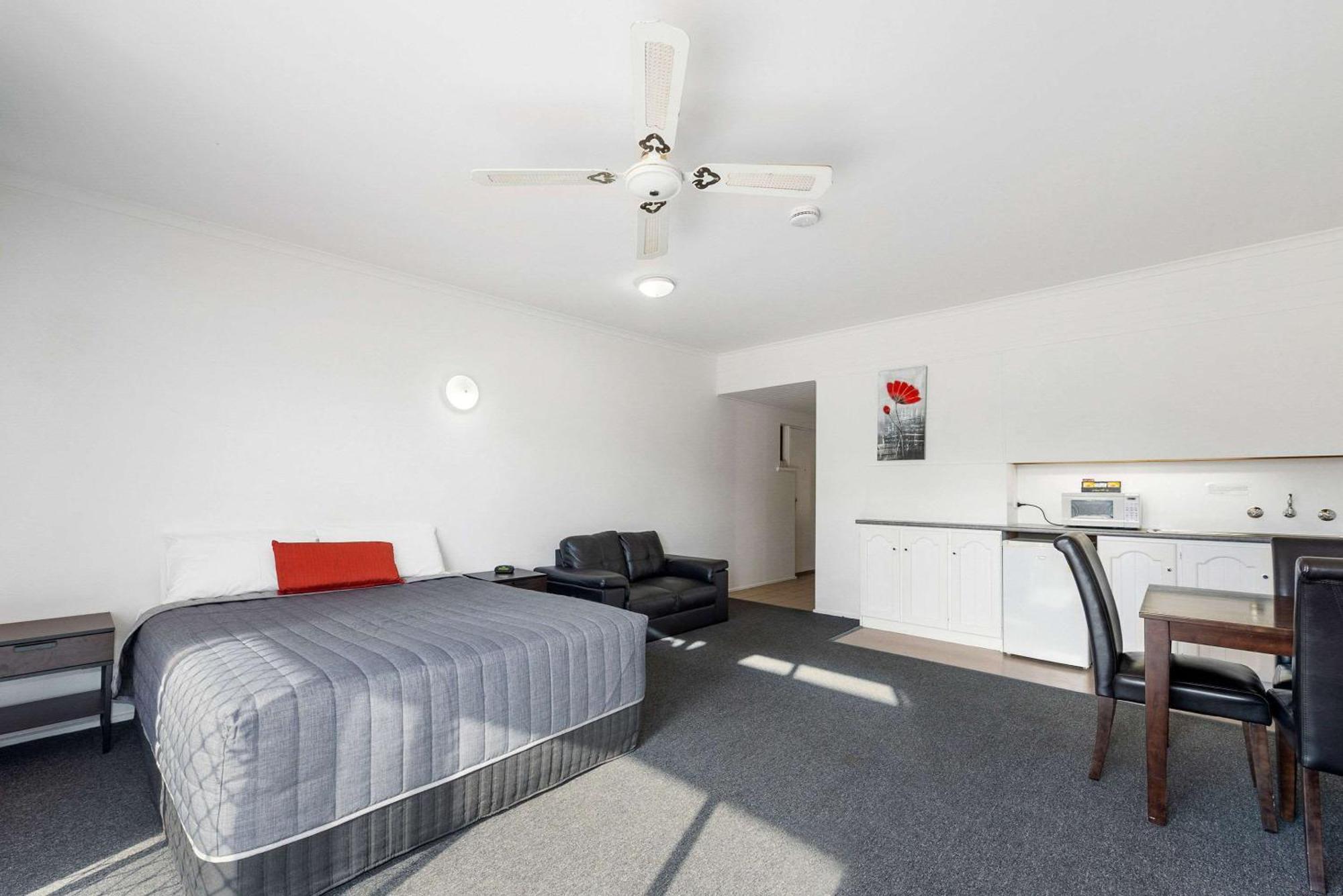 Comfort Inn & Suites Riverland Barmera Esterno foto