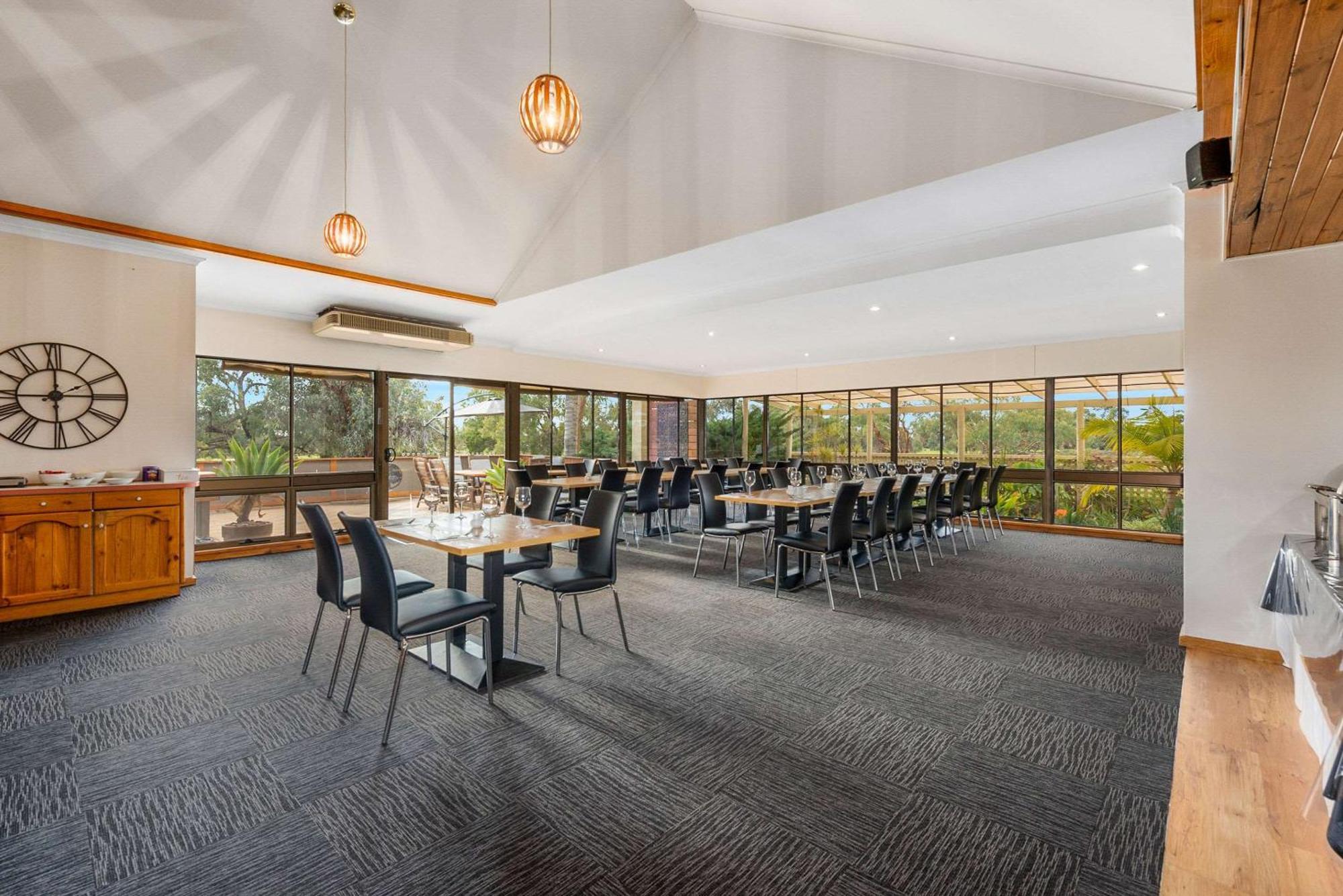 Comfort Inn & Suites Riverland Barmera Esterno foto