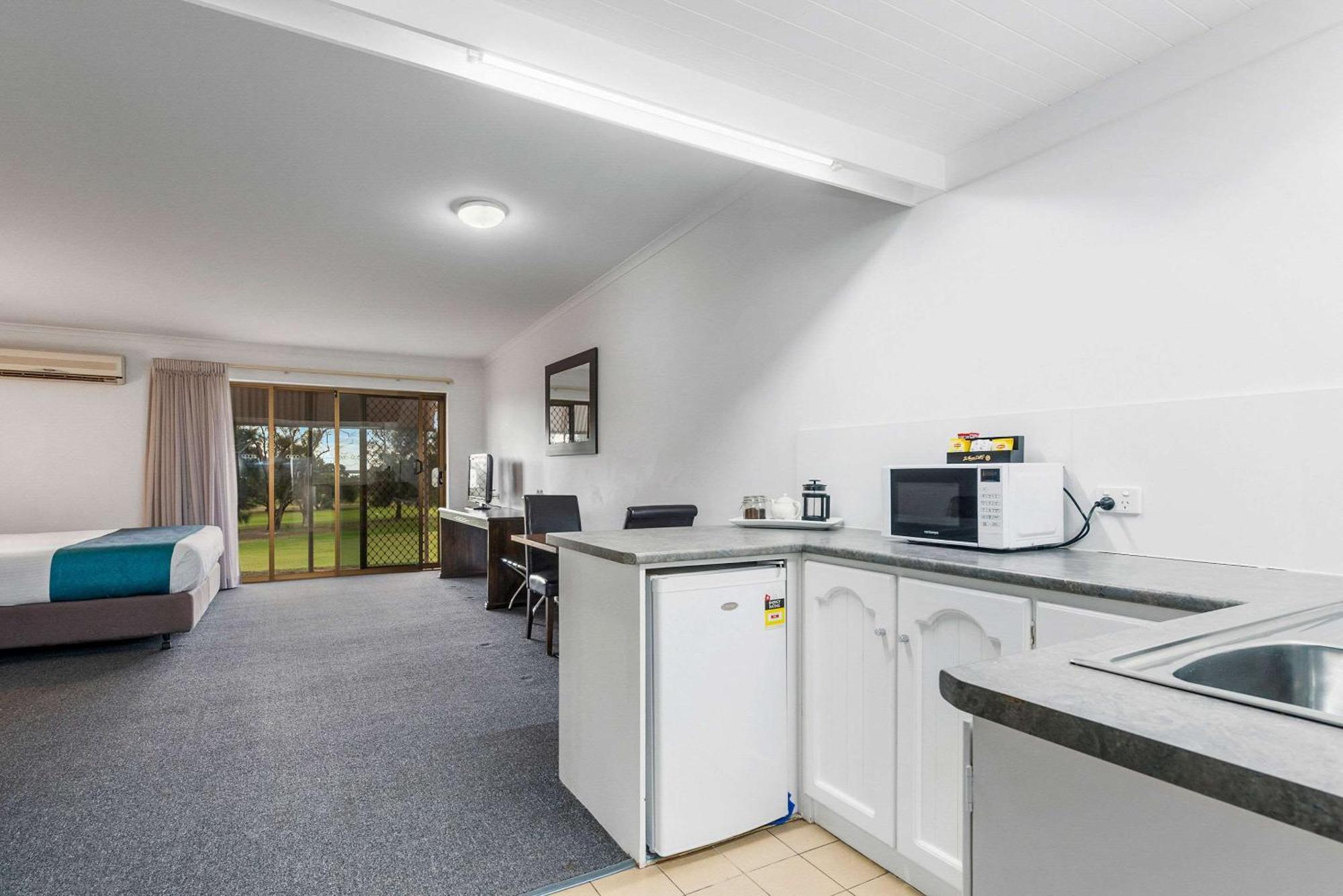 Comfort Inn & Suites Riverland Barmera Esterno foto